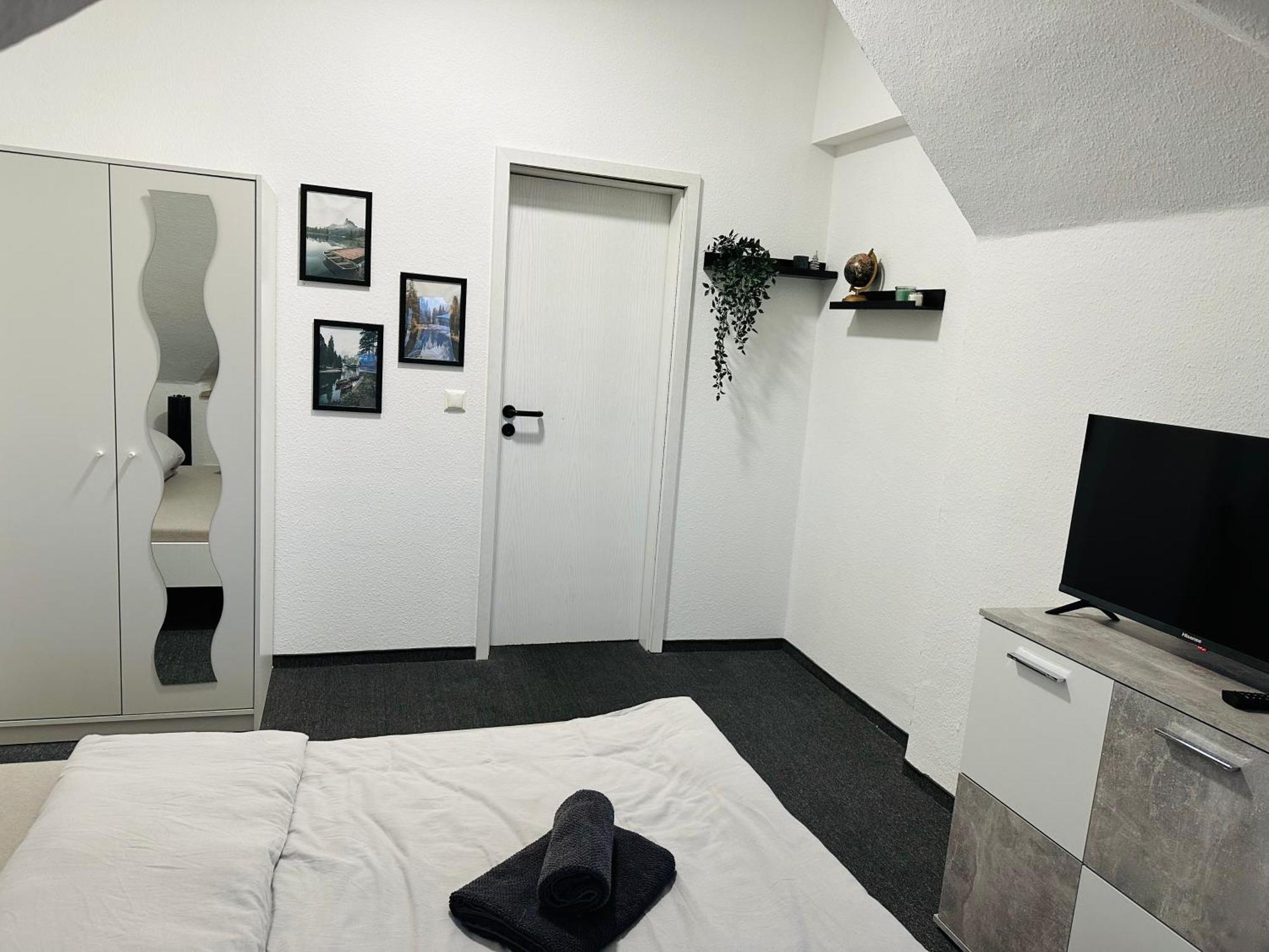 Ferienwohnung Flaming House Bitterfeld Экстерьер фото